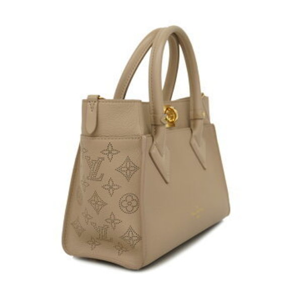 Louis Vuitton Mahina On My Side PM Shoulder Bag - Picture 2 of 8